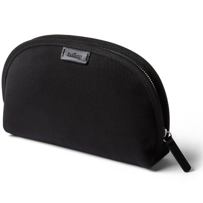 bellroy-classic-pouch-melbourne-black-01.jpg