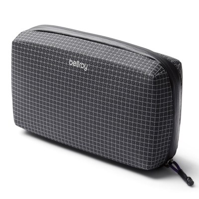 Bellroy Tech Kit Arcade Grey rutmönstrad Tech-väska