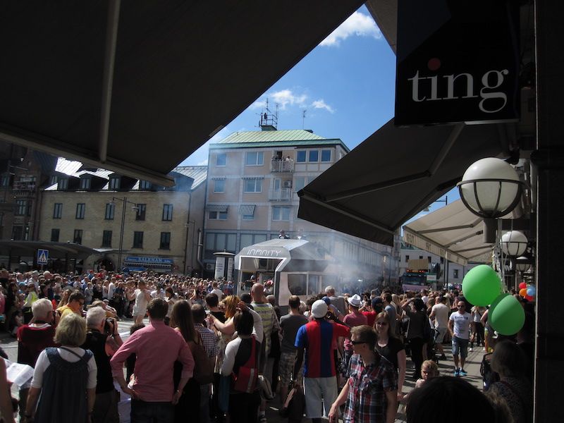 Lundakarnevalen 2014 utanför butik Ting i Lund